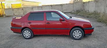 Volkswagen: Volkswagen Vento: 1992 г., 1.8 л, Механика, Бензин — 10