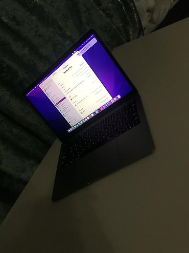 Ноутбуки Apple (MacBook): Apple MacBook Pro 13" (чип core 7 С MacBook ком добавим без проводную — 4