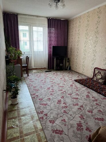 квартира кадамжай: 2 комнаты, 46 м², 103 серия, 3 этаж, Евроремонт