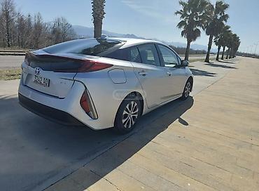 приус прайм: Toyota Prius: 2020 г., 1.8 л, Вариатор, Гибрид, Хэтчбэк — 4