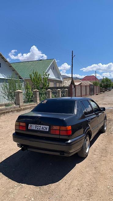 volkswagen vento токмок: Volkswagen Vento: 1994 г., 1.8 л, Механика, Седан — 1