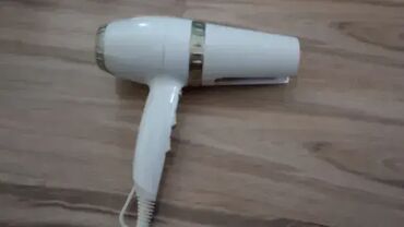 Fenovi za kosu: Carerra fen 2000w - Germany Potpuno ispravan Clatronik mali fen na lalafo.rs — 7 Fenovi za kosu: Carerra fen 2000w - Germany Potpuno ispravan Clatronik mali fen — 7