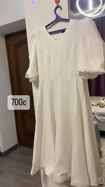свадебную обувь белую: Свадебные платья