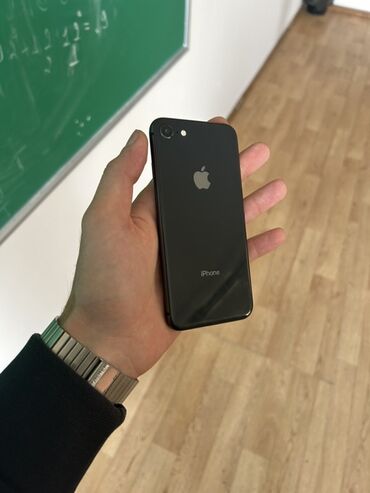 ayfon 7 s: IPhone 8, Qara, Barmaq izi