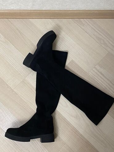 лакосте обувь: Сапоги, 39, цвет - Черный