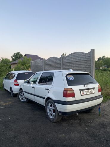 audi s4 1994: Volkswagen Golf: 1994 г., 1.8 л, Механика, Бензин