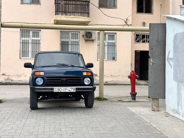 niva barı: VAZ (LADA) 4x4 Niva: 1.7 l | 2009 il 2500005 km Ofrouder/SUV