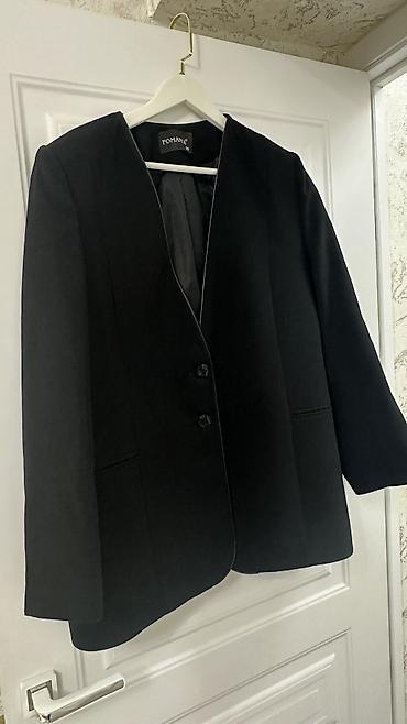 Костюмы с юбкой: Женская Одежда, покупала в Италии/Дубаи, размеры от 48 до 58, новое и — 21