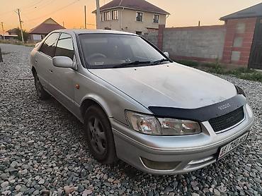 Toyota Camry: 2000 г., Автомат, Седан