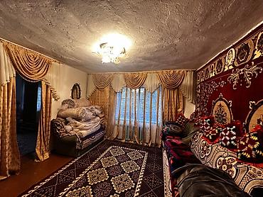 Продажа коттеджей и домов: 2 Дома с большим двором и хозпостройками: очок кана, баня, 4 сарая — 13
