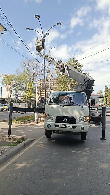 автовышка 28 метров: Стрела 28 м, 400 т — 1