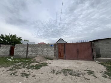 клуб в аренду: 4 м², 6 комнат