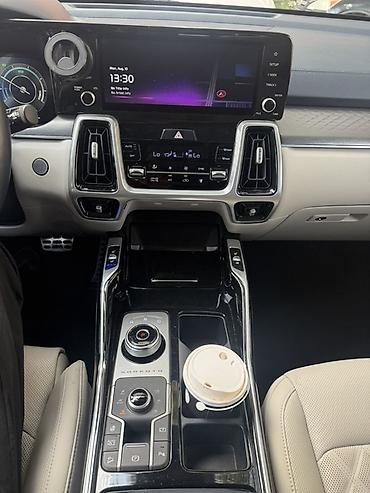 последующим: Kia Sorento: 2021 г., 1.6 л, Автомат, Гибрид, Кроссовер — 4