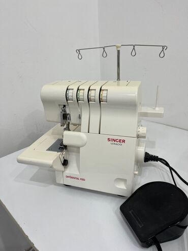 Šivače mašine: Prodajem SINGER ultralock MODEL: 14SH654 230V - 50Hz 105W Potpuno