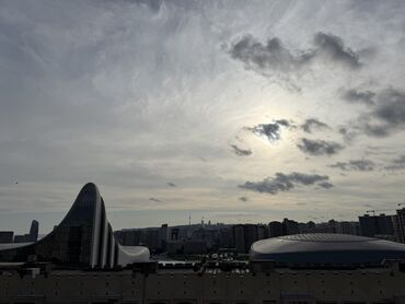 Uzunmüddətli kirayə mənzillər: Bakı şəhər mənzərəsinə (gecə işıqlı panorama, Heydər Əliyev Mərkəzi və — 17