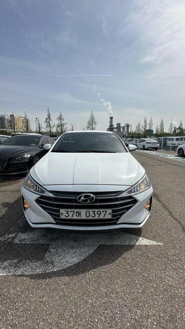 Toyota: Hyundai Avante: 2019 г., 1.6 л, Автомат, Газ, Седан