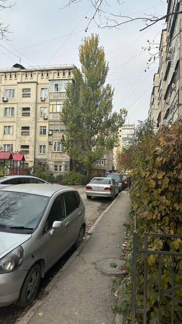 купить квартиру мн: 2 комнаты, 53 м², 106 серия, 6 этаж, Старый ремонт