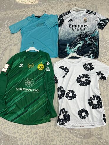 спортивные костюмы брендовые: Футболка, Adidas, L (EU 40)
