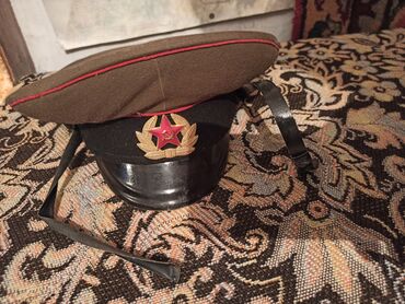 Значки: Значок, Б/у, Металл, Мужские — 10