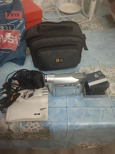 minidv videokamera: Canon MV800 MiniDV video kamera (PAL) Xüsusiyyətlər: - Format: MiniDV — 3