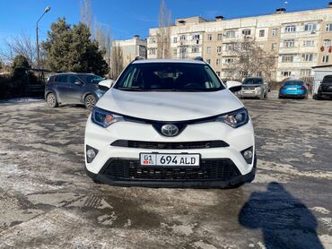 Toyota: Toyota RAV4: 2016 г., 2.5 л, Автомат, Бензин, Седан