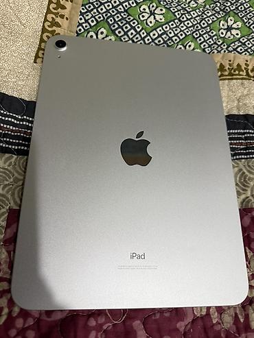 Apple iPad (10-го поколения), Wi‑Fi, 64 ГБ, серебристый