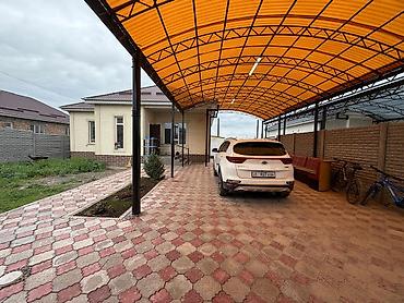 Продажа коттеджей и домов: ПРОДАЁТСЯ ОТЛИЧНЫЙ ДОМ❗️ 📍 ж/м Рухий-Мурас, Бишкек 🏠 Дом: 105 м² 🛏 — 15