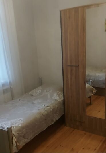 128 nomreli mekteb: Масазыр 3 комнаты, 70 м², Нет кредита, Средний ремонт