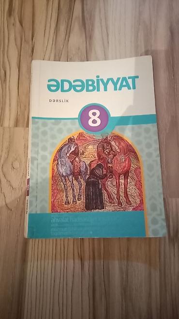 10 cu sinifdə neçə kitab olur: Məhsul: “Ədəbiyyat” dərsliyi – 8-ci sinif Təsvir: - Orta məktəbin — 1