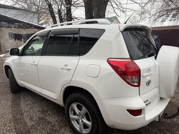 Toyota: Toyota RAV4: 2008 г., 2.2 л, Механика, Дизель, Кроссовер — 3