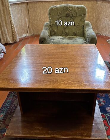 столы и стулья для гостинной цены: Jurnal masası, Açılmayan, Taxta, Kvadrat masa