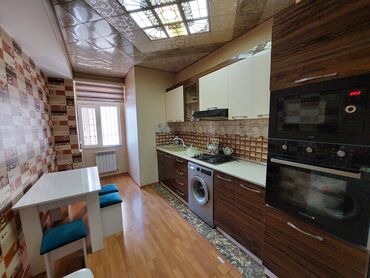 Uzunmüddətli kirayə mənzillər: Əcəmi metrosu yaxınlığı,Yeganə şadlıq sarayının arxasında,18 — 5