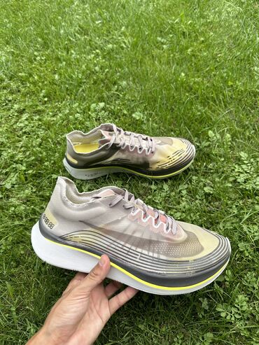 обувь магазин: Nike zoom fly🔥 
Беговая кроссовка из Америки🇺🇸