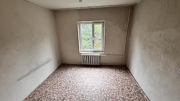 Кыймылсыз мүлк: Срочно продается 3-х комнатная квартира 72 кв. метров в центре города — 3