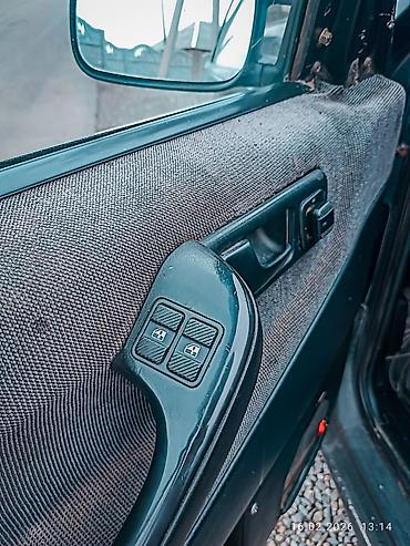 Volkswagen: Volkswagen Passat Variant: 1990 г., 1.8 л, Механика, Бензин, Универсал — 11