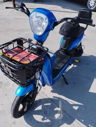 Другой электротранспорт: Продам новый электро велосипед. полный комплект шлем дождевик насос