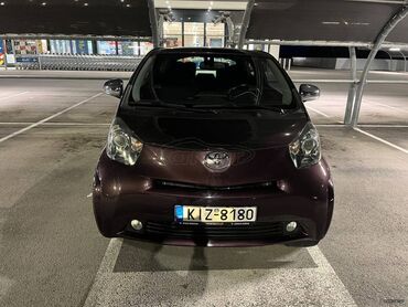 Toyota iQ: 1 l. | 2010 έ. Χάτσμπακ