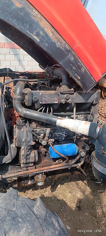 Другие тракторы: Колёсный трактор с кабиной Описание: YTO 704 год:2008 турбина 900.000 — 10