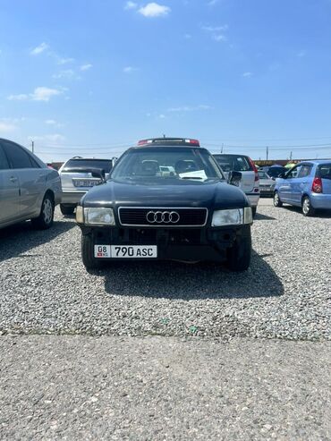Audi: Audi 80: 1992 г., 2 л, Механика, Бензин, Седан