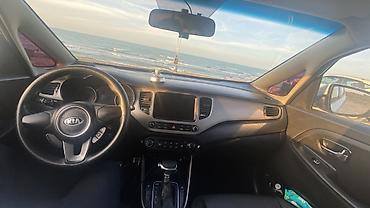 picanto kia: Kia Carens, ağ rəng, 5 qapılı kompakt MPV. Xarici: - LED gündüz — 5