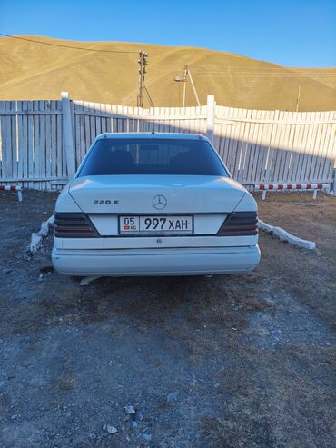 маховик сапог: Mercedes-Benz W124: 1993 г., 2 л, Механика, Бензин, Седан
