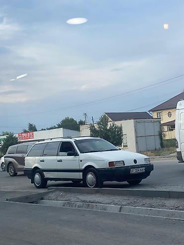 Volkswagen: Volkswagen Passat: 1992 г., 1.8 л, Механика, Бензин, Универсал — 9