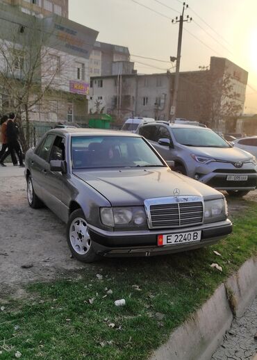 Mercedes-Benz: Mercedes-Benz E-Class: 1990 г., 2.3 л, Механика, Бензин, Седан