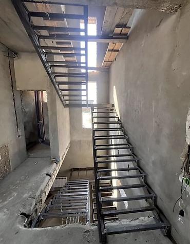 step rf3: Металлическая лестница Для дома, Бесплатный замер, Форма лестницы: Г-образная — 3