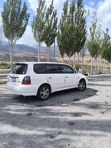 camry 2 4: Honda Odyssey: 2002 г., 2.3 л, Автомат, Бензин, Минивэн — 1
