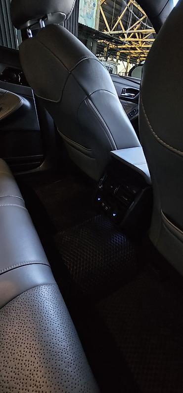drive: Toyota Avalon: 2019 г., 2.5 л, Автомат, Гибрид, Седан — 10