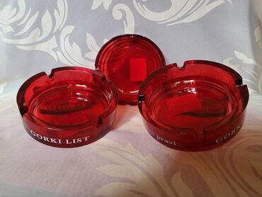 Ostali kućni dekor: Pepeljara, bоја - Crvena, Novo na lalafo.rs — 2 Ostali kućni dekor: Pepeljara, bоја - Crvena, Novo — 2