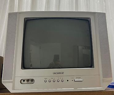 Samsung CRT televizor - Ekran: klassik kineskop (təqribi 20–21") -