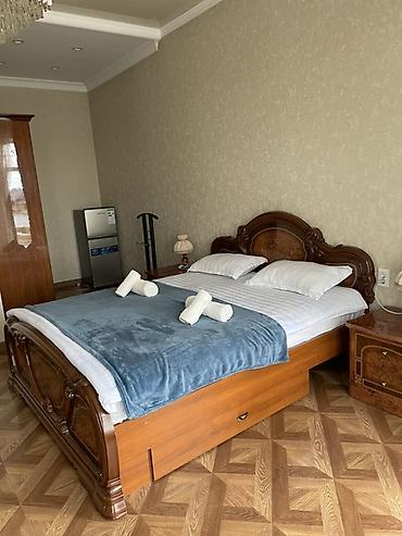 Гостиницы, отели (Посуточная аренда комнат): 📍Доброго времени суток! Каракол. В городе Каракол в гостевом доме — 28