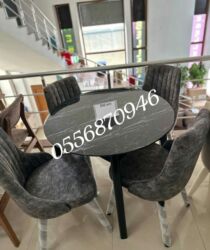 Masa və oturacaq dəstləri: Qonaq otağı üçün, Yeni, Açılmayan, Dördbucaq masa, 6 stul — 20